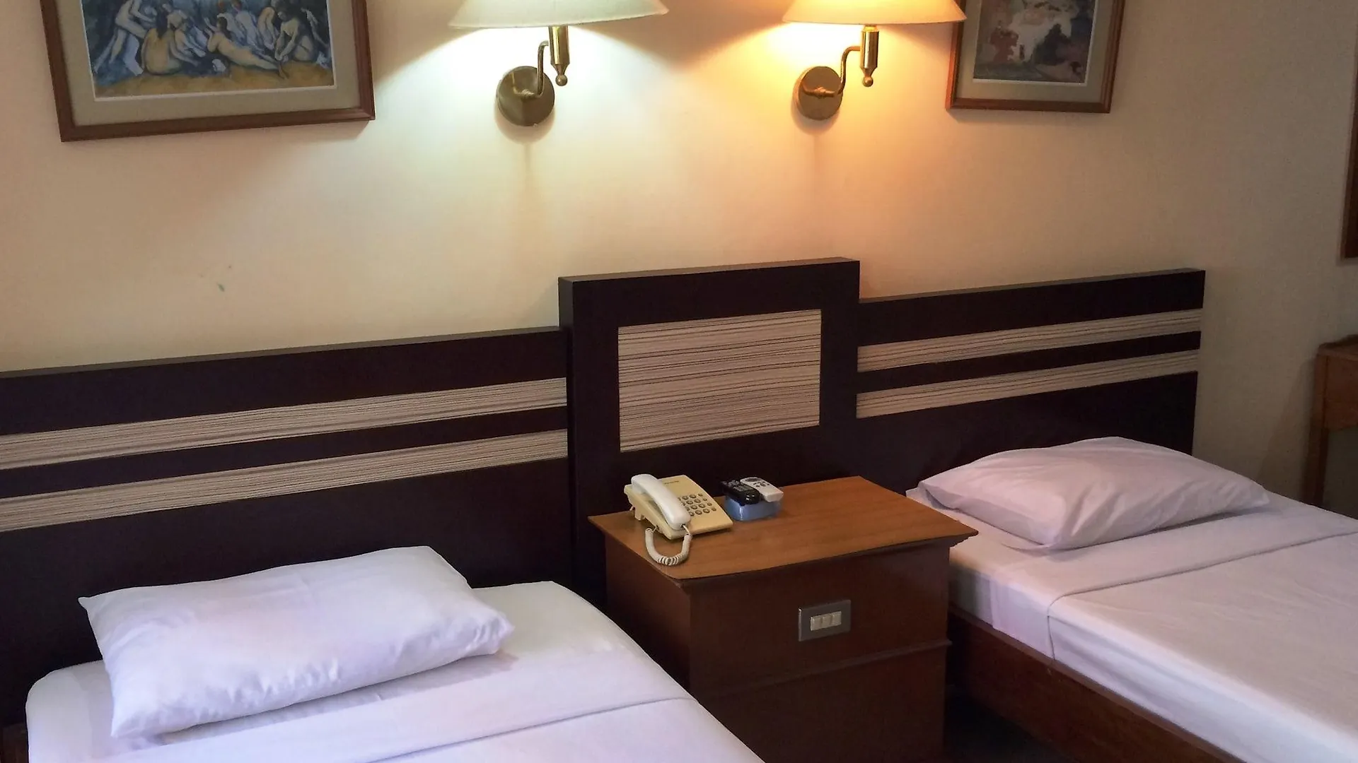 Sri Ratu Hotel Legian  Indonesia