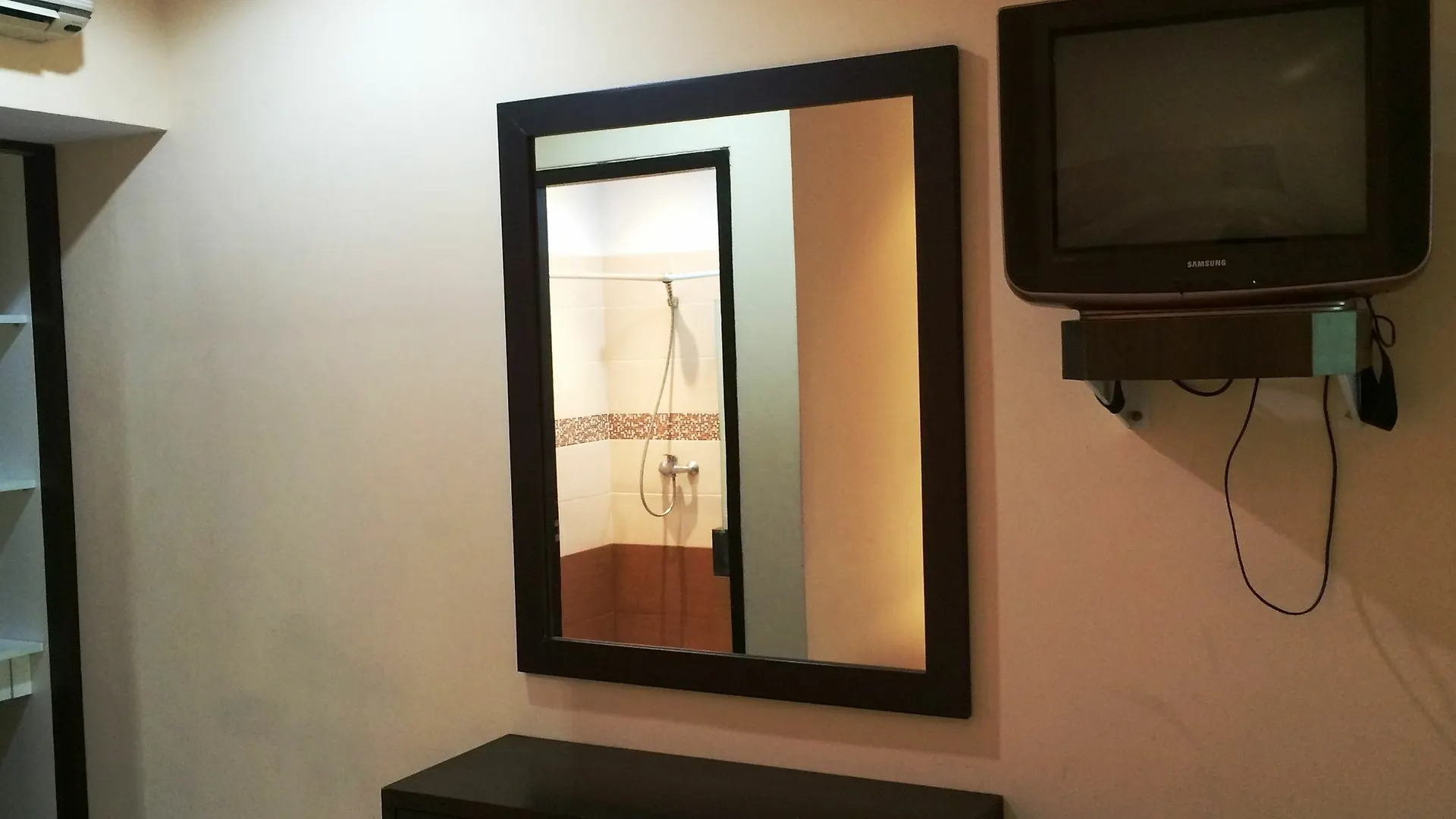 Sri Ratu Hotel Legian  Indonesia