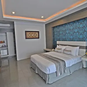 Transera Kamini Legian (Bali)