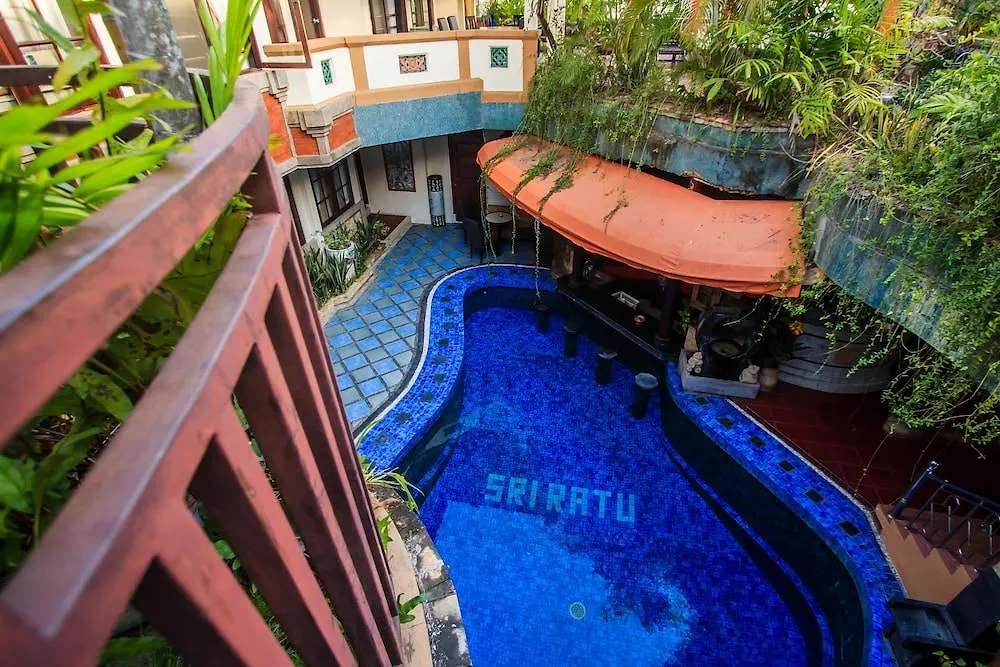 Sri Ratu Hotel ليجيان
