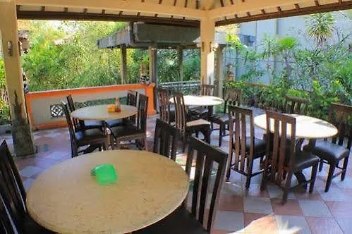 **  Sri Ratu Hotel ليجيان إندونيسيا